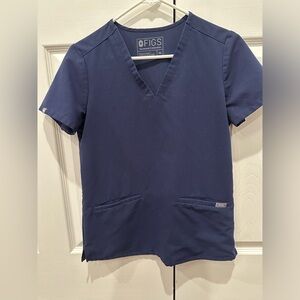 FIGS Navy Casma 3 pocket scrub top